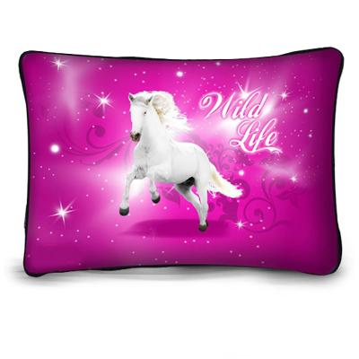 P006 Fehér Ló  Wild Life