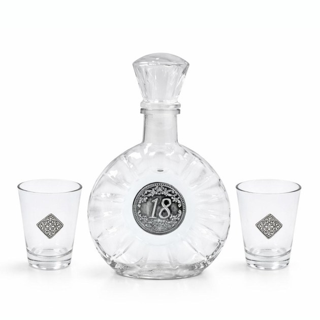 Palinkas Keszlet 02l Palack  2 Pohar 18 Szuletesnapi GB04120026