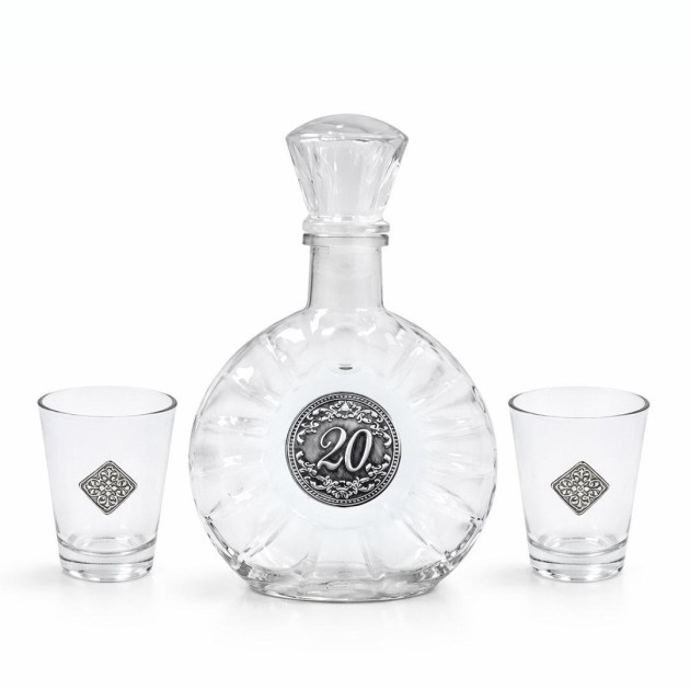Palinkas Keszlet 02l Palack  2 Pohar 20 Szuletesnapi GB04120030