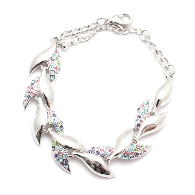 swarovskis-karlánc-04